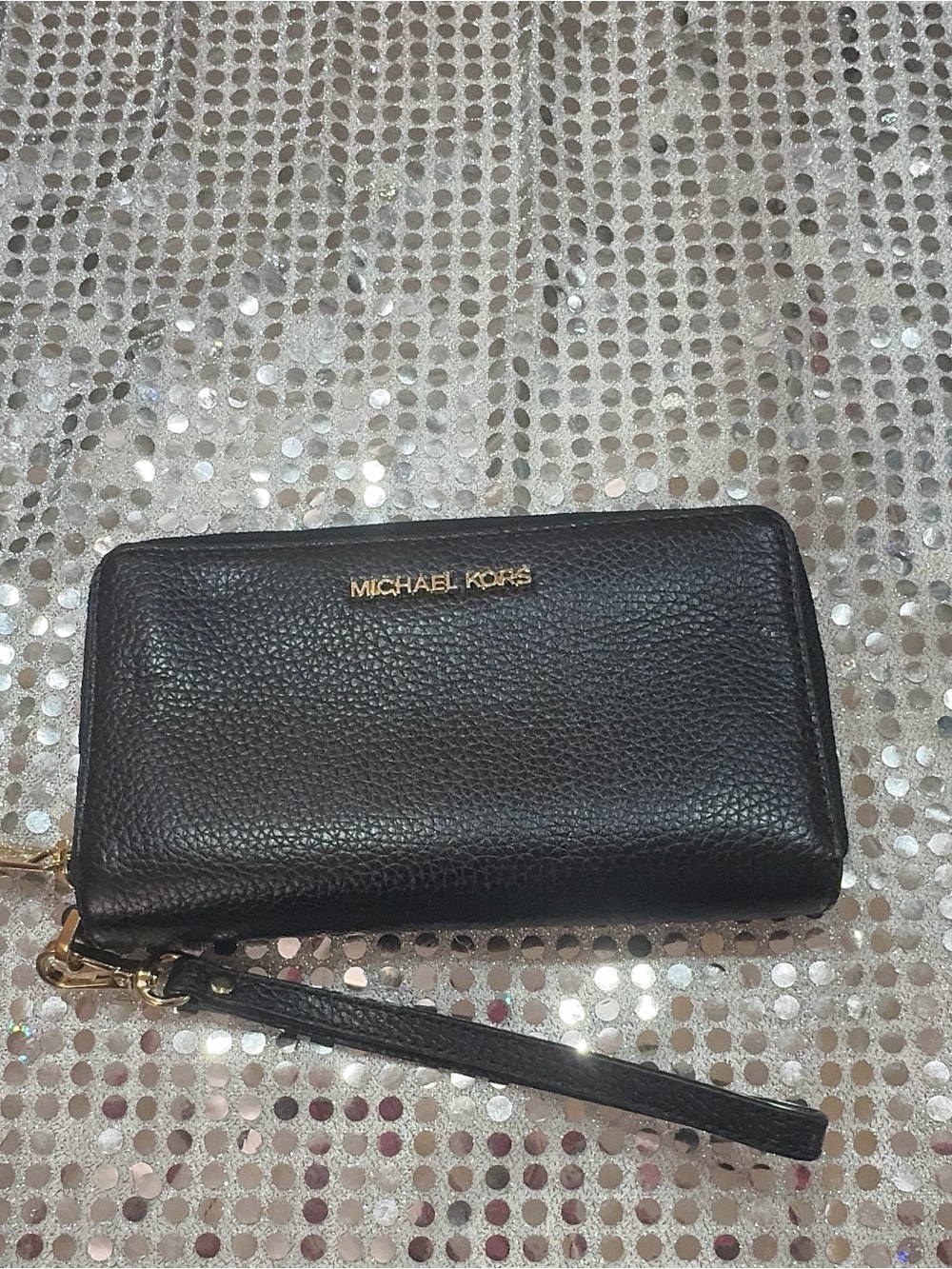 Michael Kors Jet Set Travel Large Pebbled Leather Wristlet